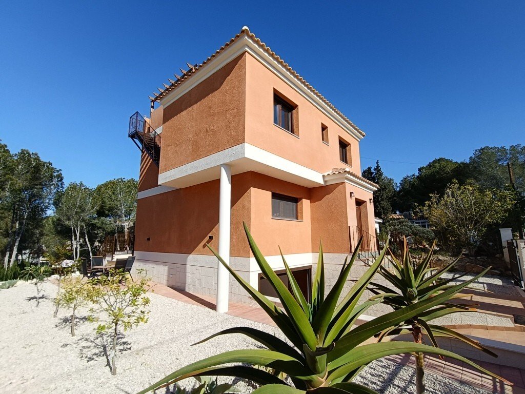 Villa en Pinar De Campoverde, Alicante, España 5 dormitorios, 256 m2 No. 193756