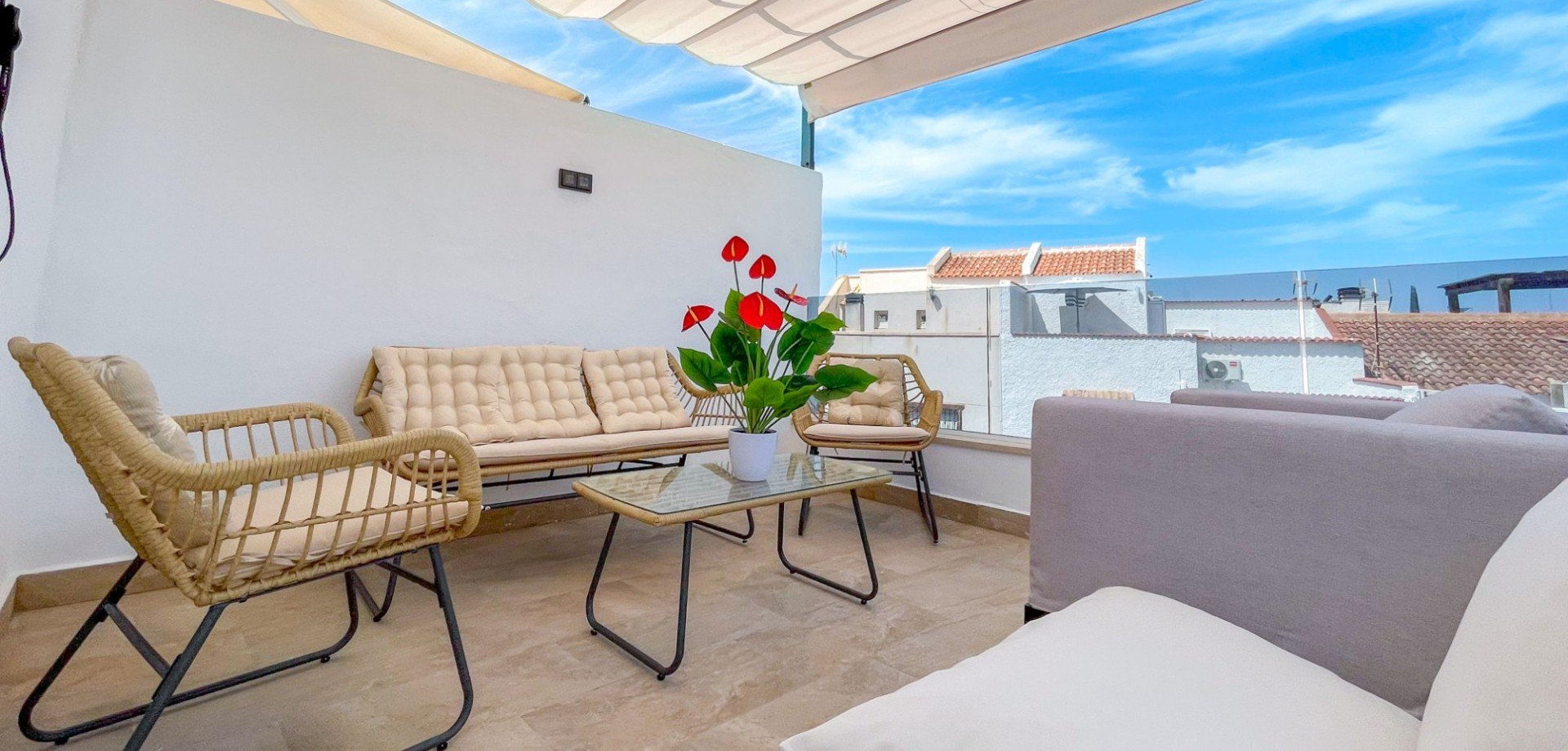 Townhouse à Torrevieja, Alicante, Espagne 3 chambres, 160 m2 No. 193755