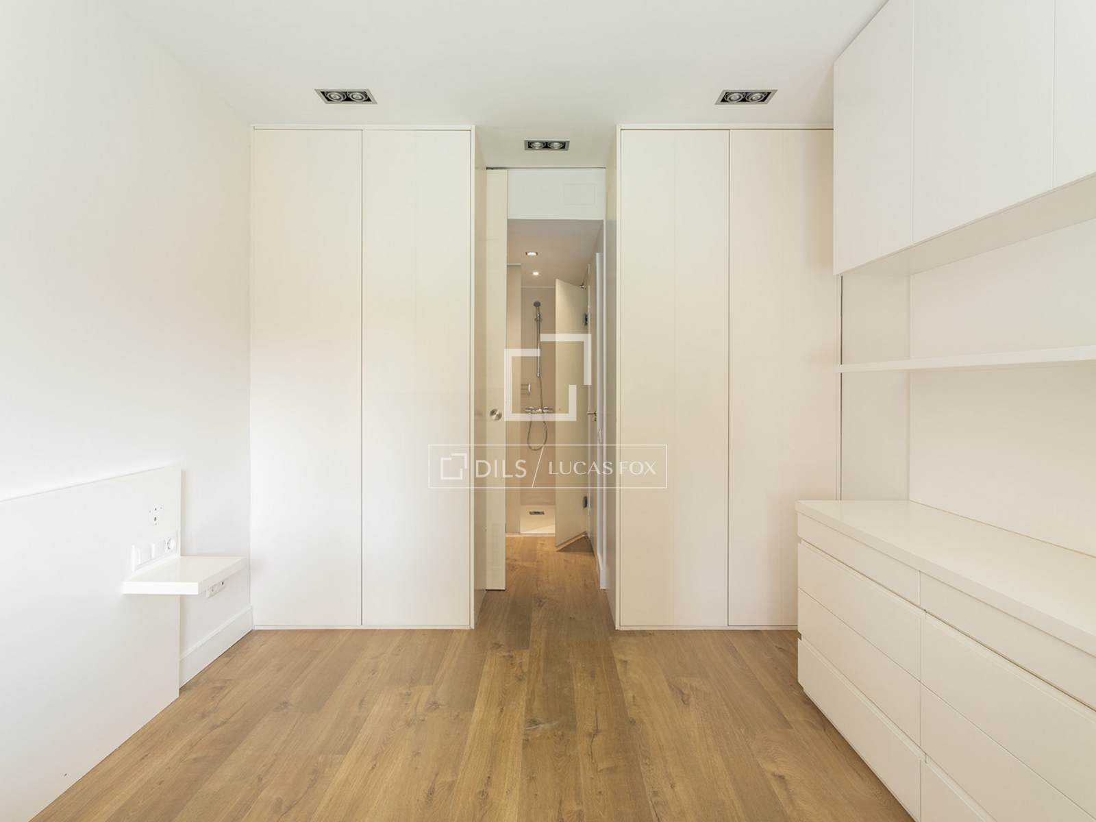Apartment à Barcelona, Espagne 3 chambres, 103 m2 No. 192564