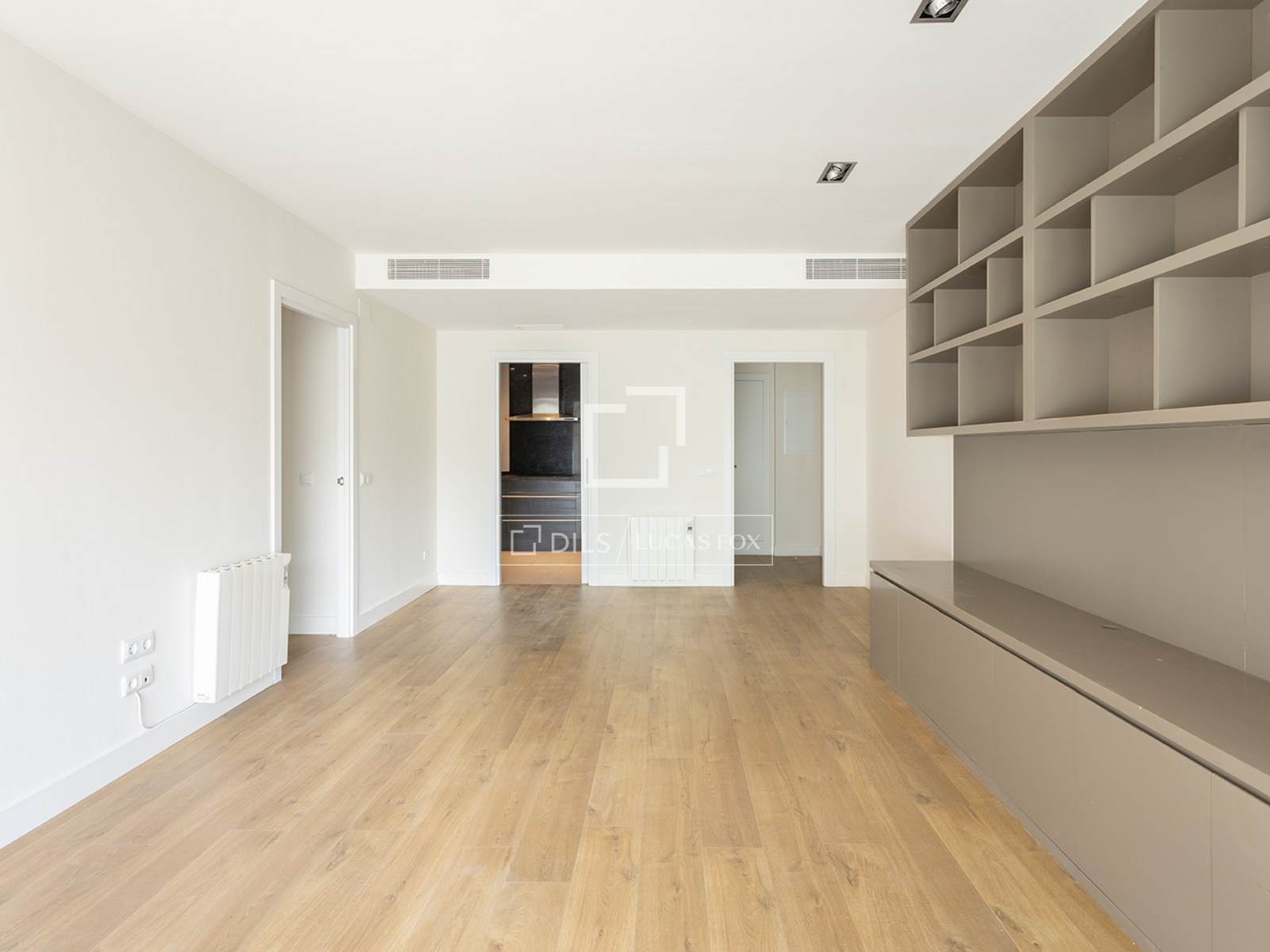 Apartment à Barcelona, Espagne 3 chambres, 103 m2 No. 192564