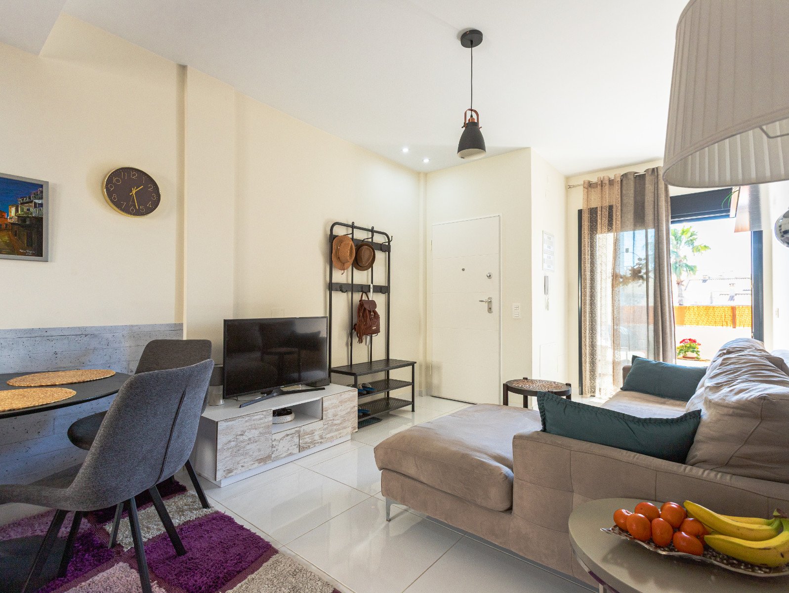 Bungalowi Torrevieja, Alicante, Espanja 2 makuuhuonetta, 61 m2 No. 156080