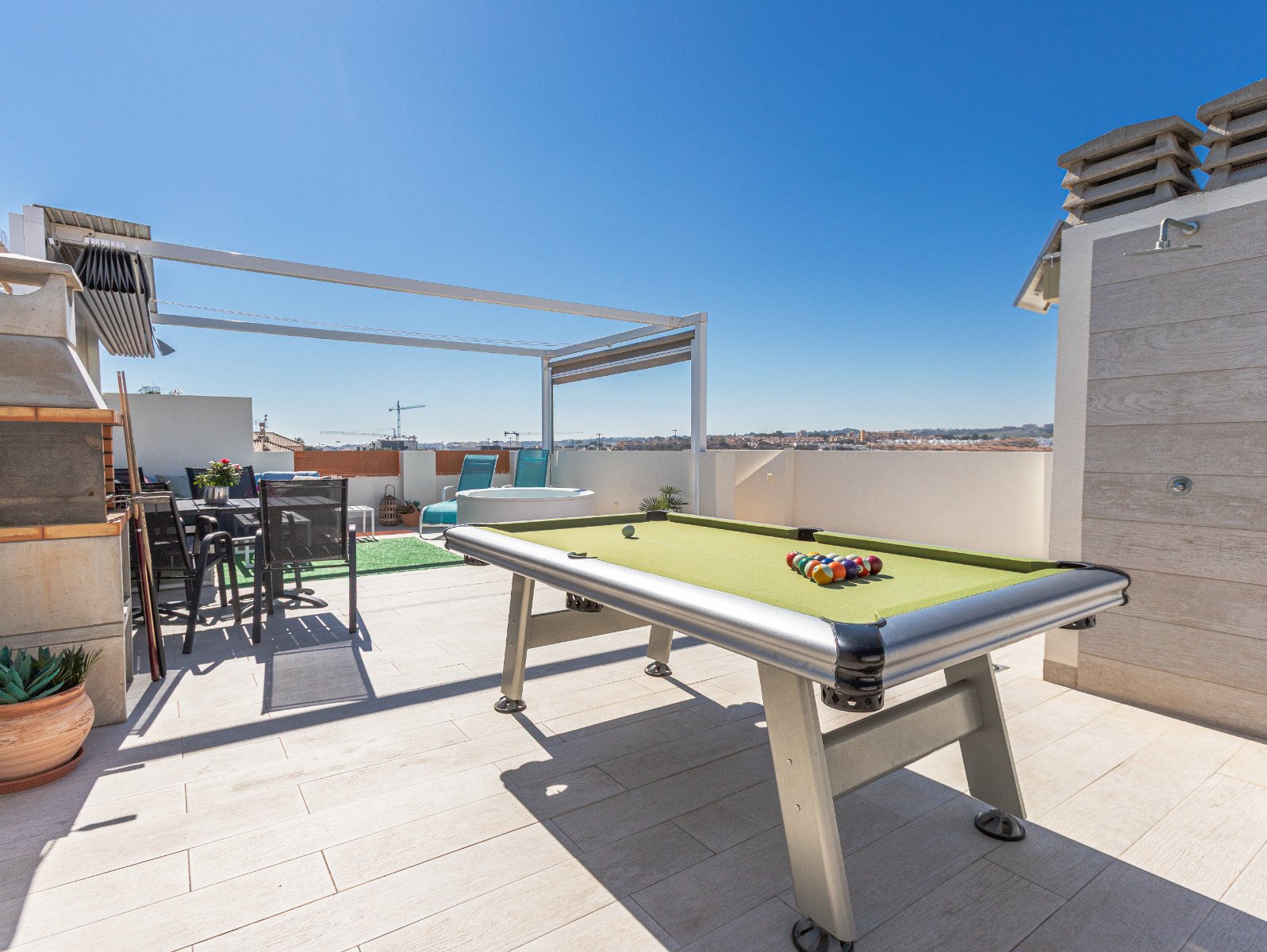 Bungalowi Torrevieja, Alicante, Espanja 2 makuuhuonetta, 61 m2 No. 156080