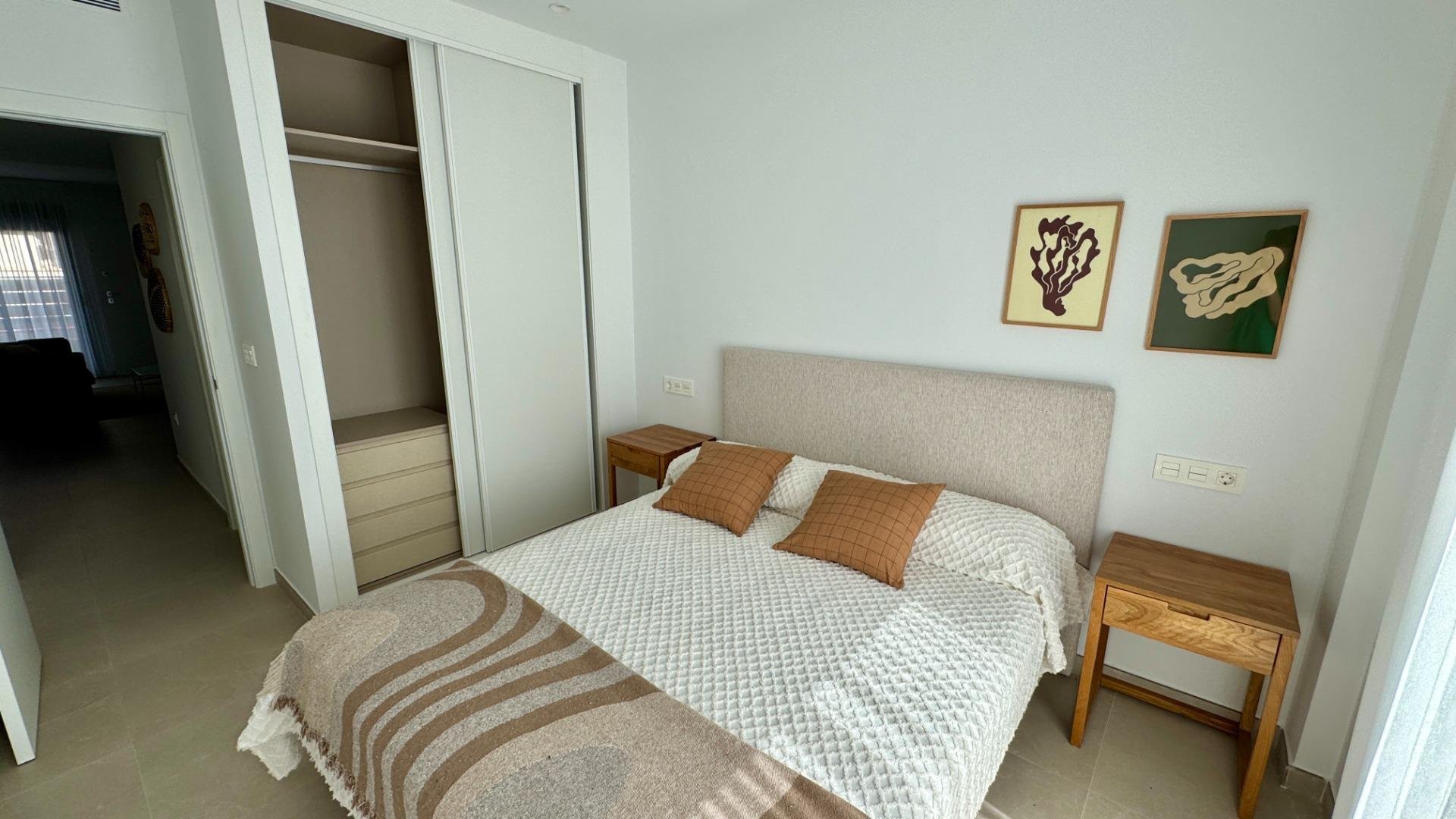 Bungalow i San Pedro del Pinatar, Murcia, Spanien 2 sovrum, 79 kvm. Nr. 156078