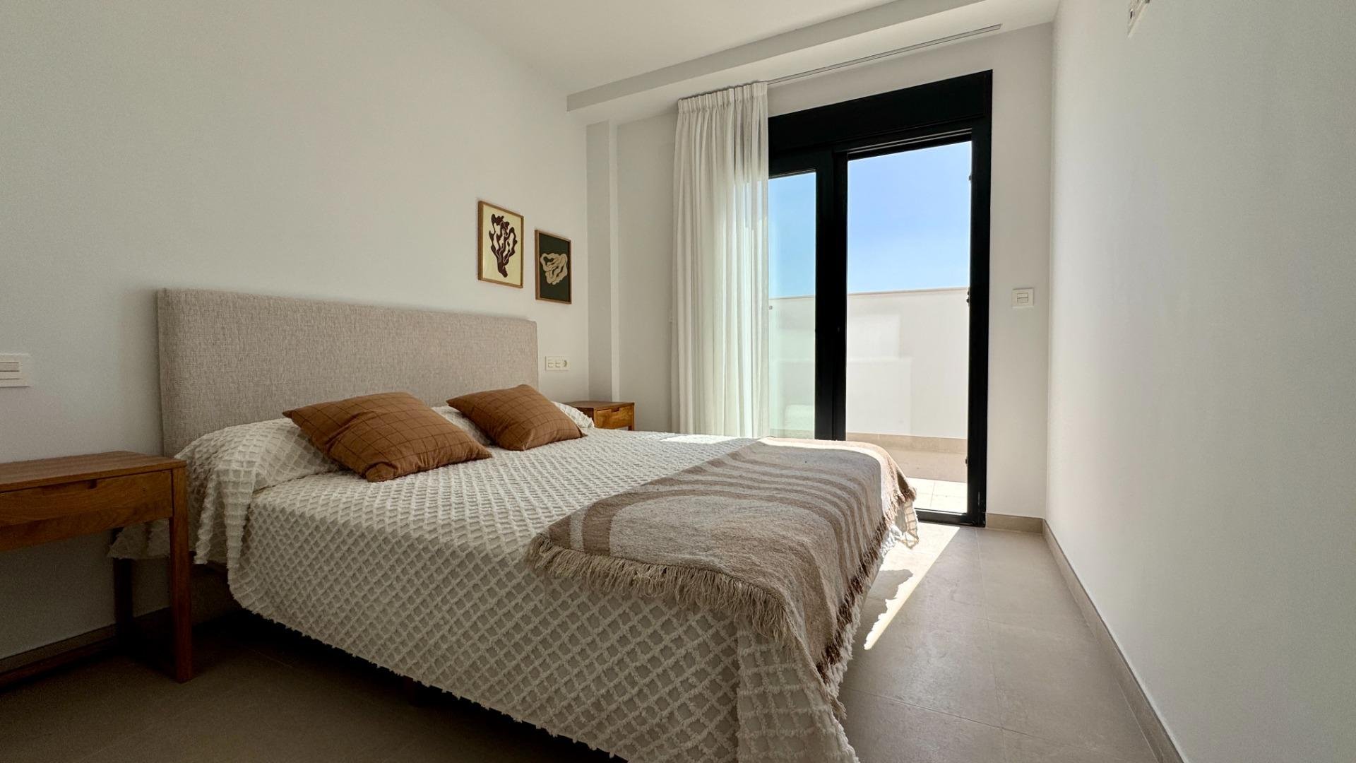 Bungalow i San Pedro del Pinatar, Murcia, Spanien 2 sovrum, 79 kvm. Nr. 156078
