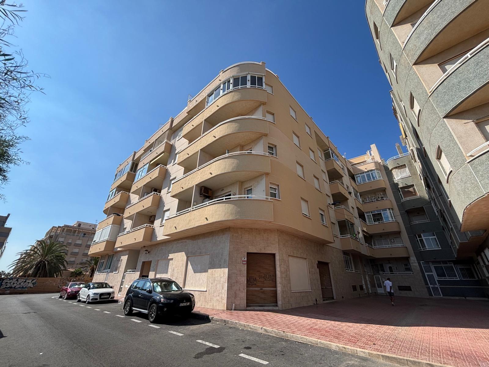 Wohnung in Torrevieja, Alicante, Spanien 3 Schlafzimmer,  Nr. 156082