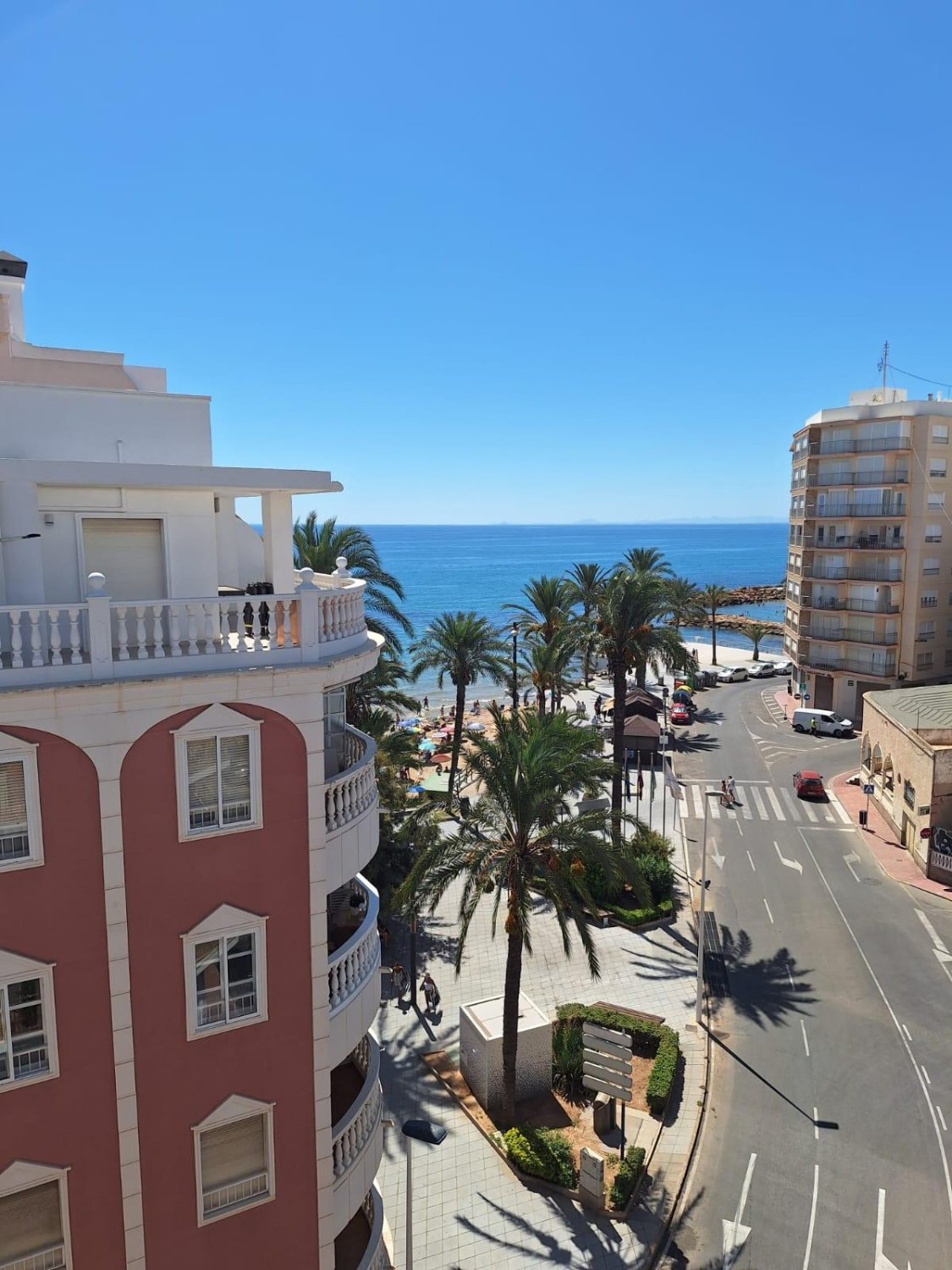 Wohnung in Torrevieja, Alicante, Spanien 4 Schlafzimmer, 85 m2 Nr. 137657