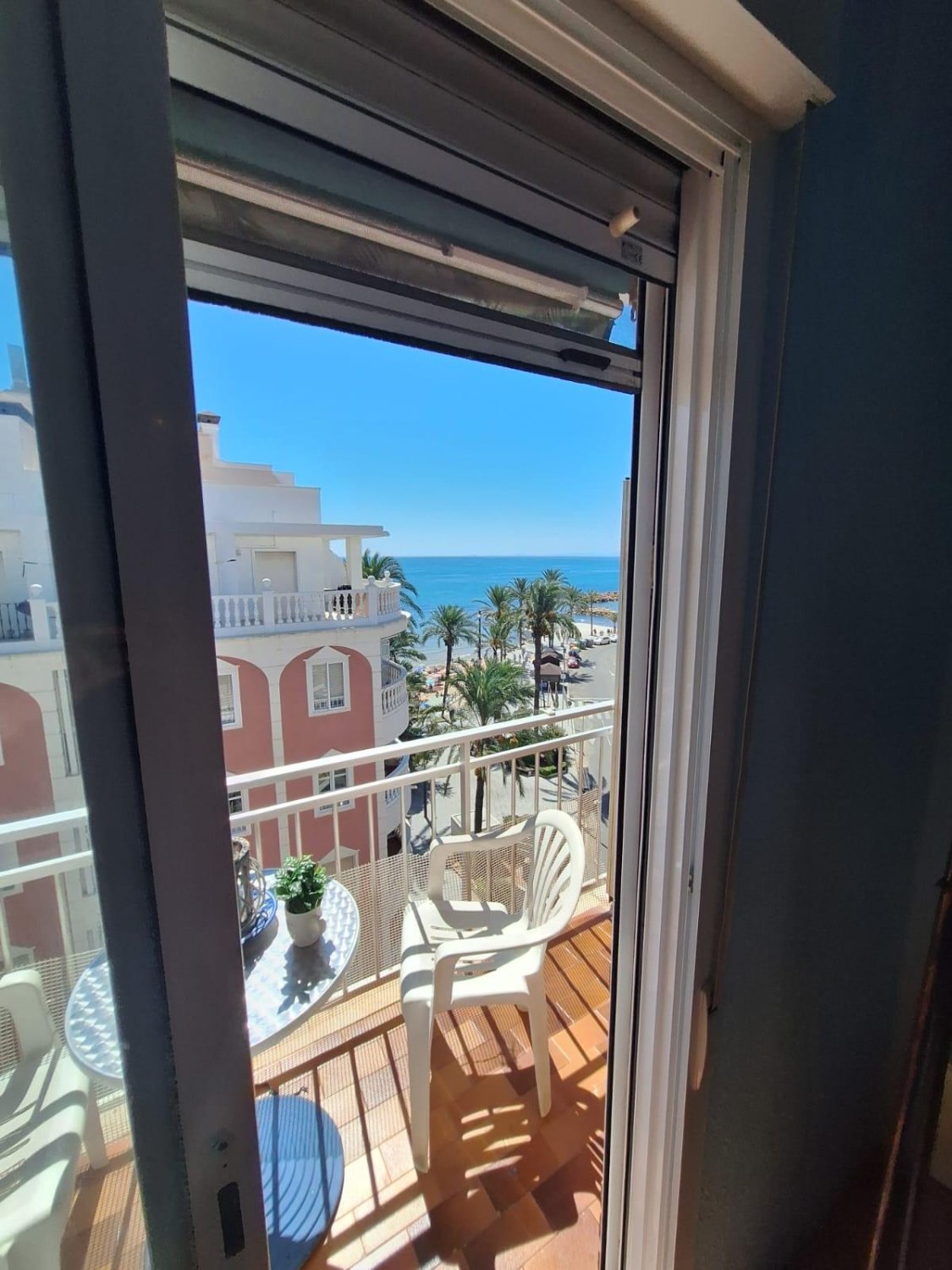 Wohnung in Torrevieja, Alicante, Spanien 4 Schlafzimmer, 85 m2 Nr. 137657
