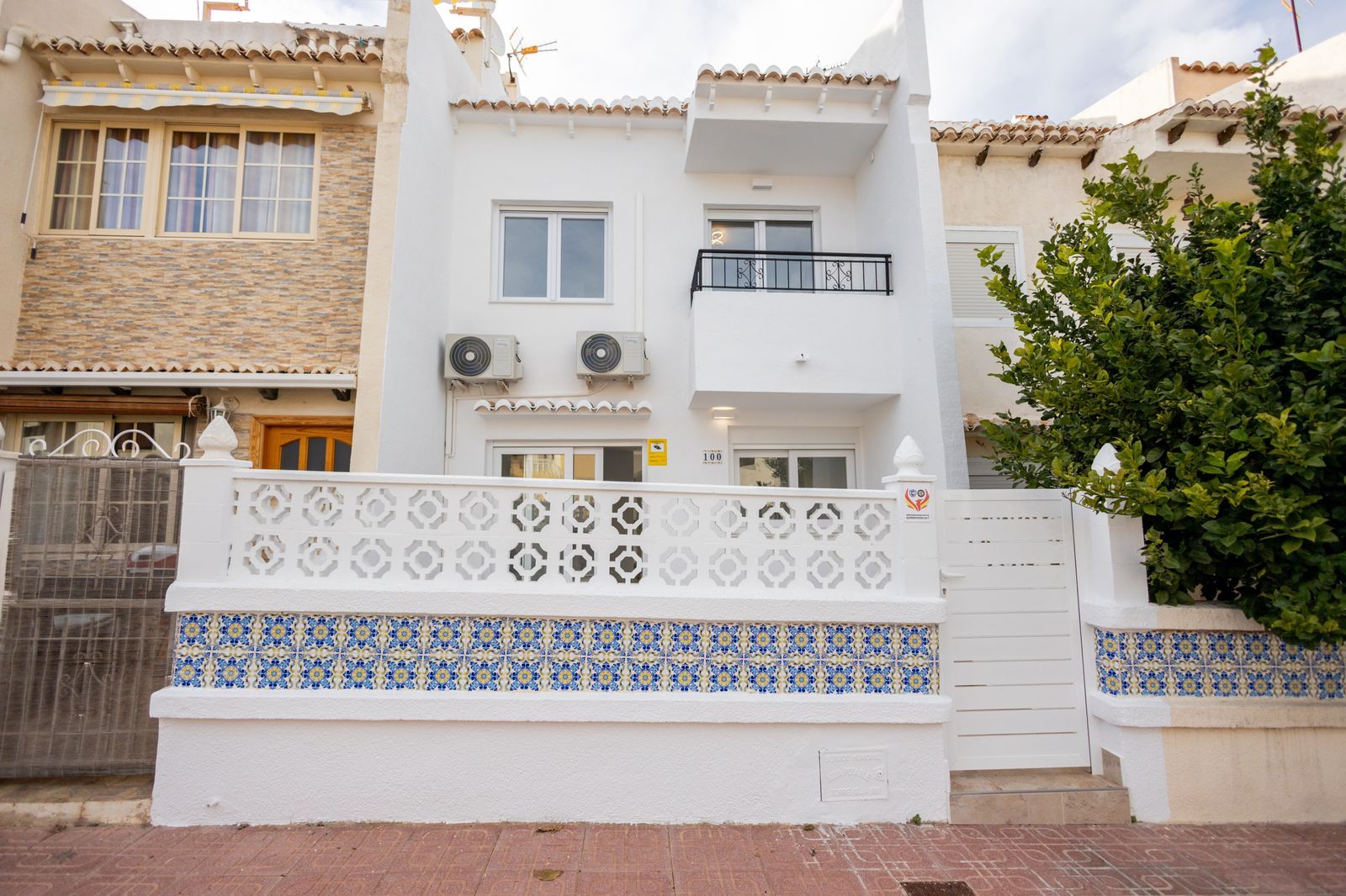 Сasa en Torrevieja, Alicante, España 78 m2 No. 181672