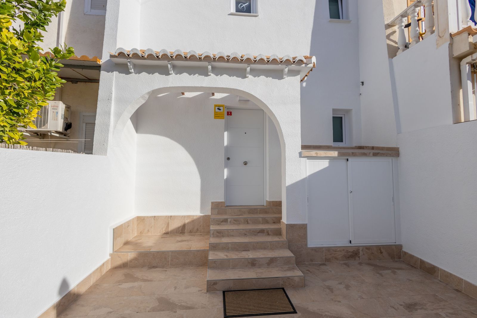 Сasa en Torrevieja, Alicante, España 78 m2 No. 181672
