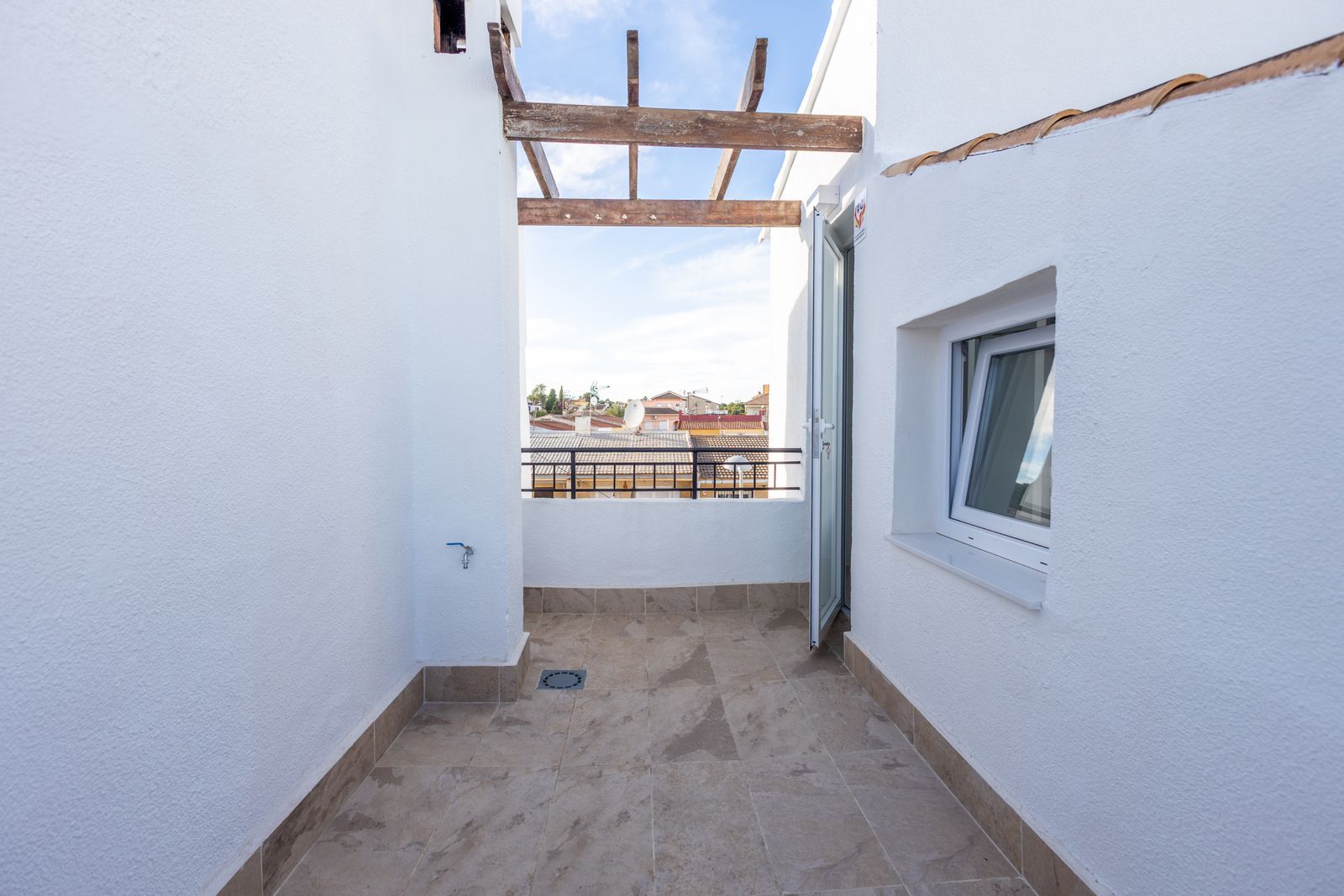 Сasa en Torrevieja, Alicante, España 78 m2 No. 181672