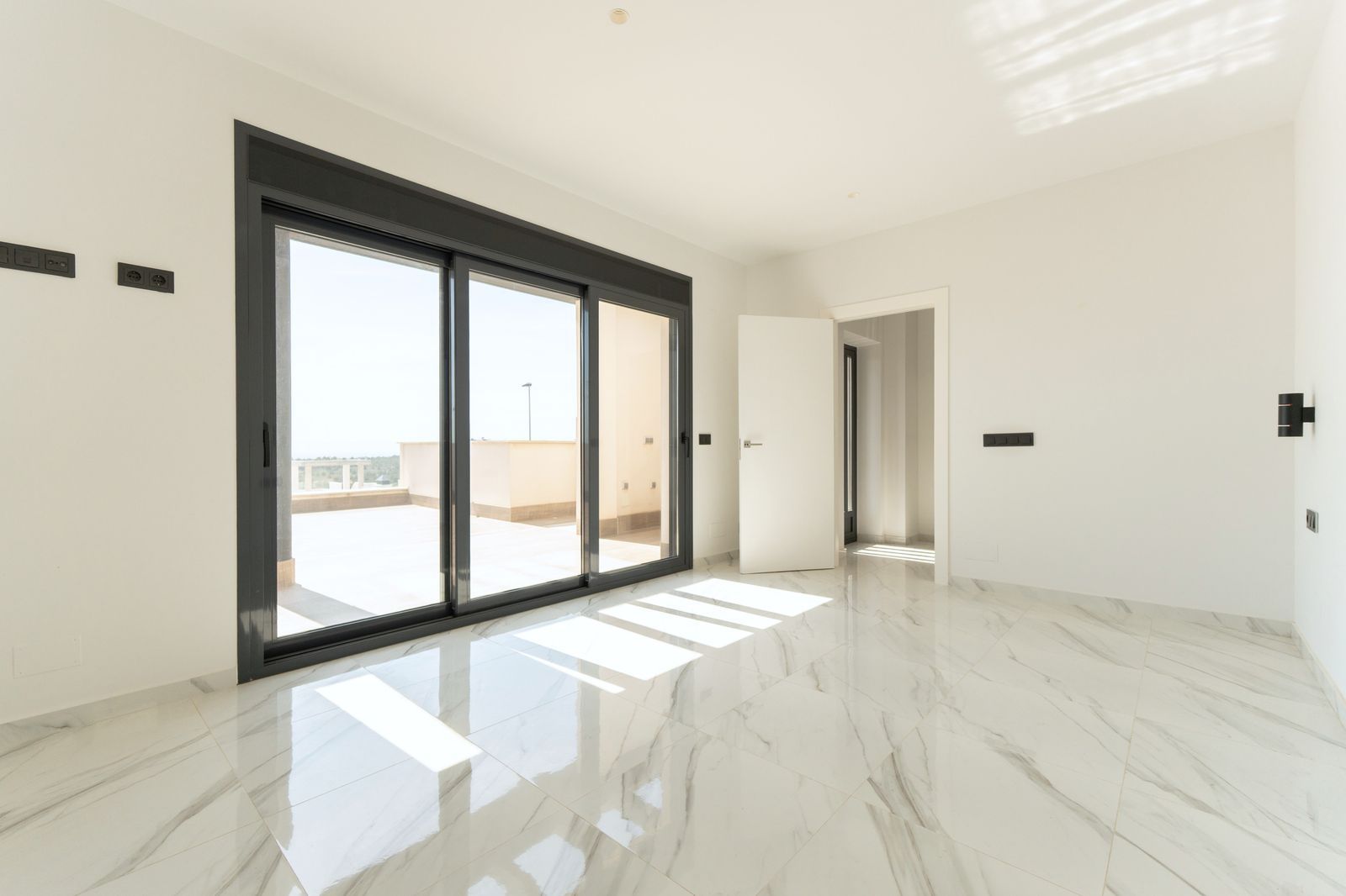 Villa en San Miguel de Salinas, Alicante, España 210 m2 No. 181674