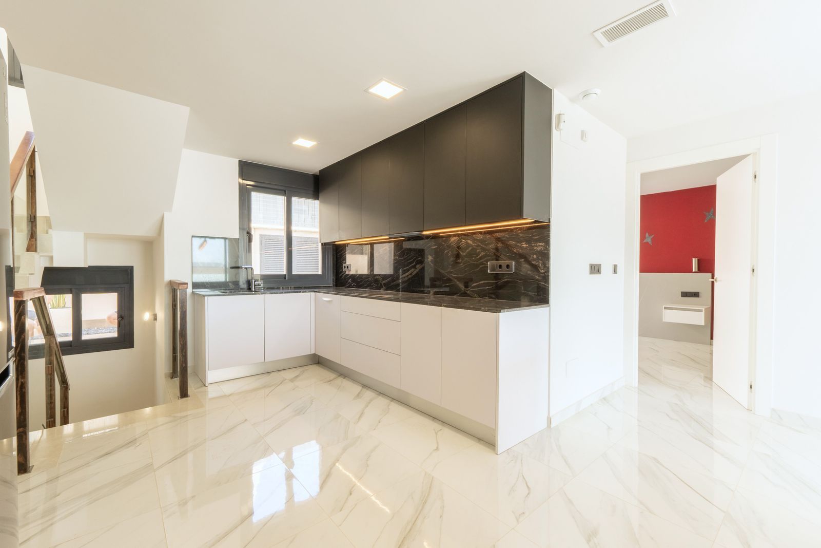 Villa en San Miguel de Salinas, Alicante, España 210 m2 No. 181674