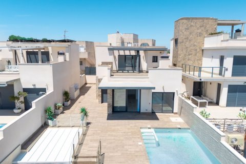 Villa à San Miguel de Salinas, Alicante, Espagne 210 m2 No. 181674