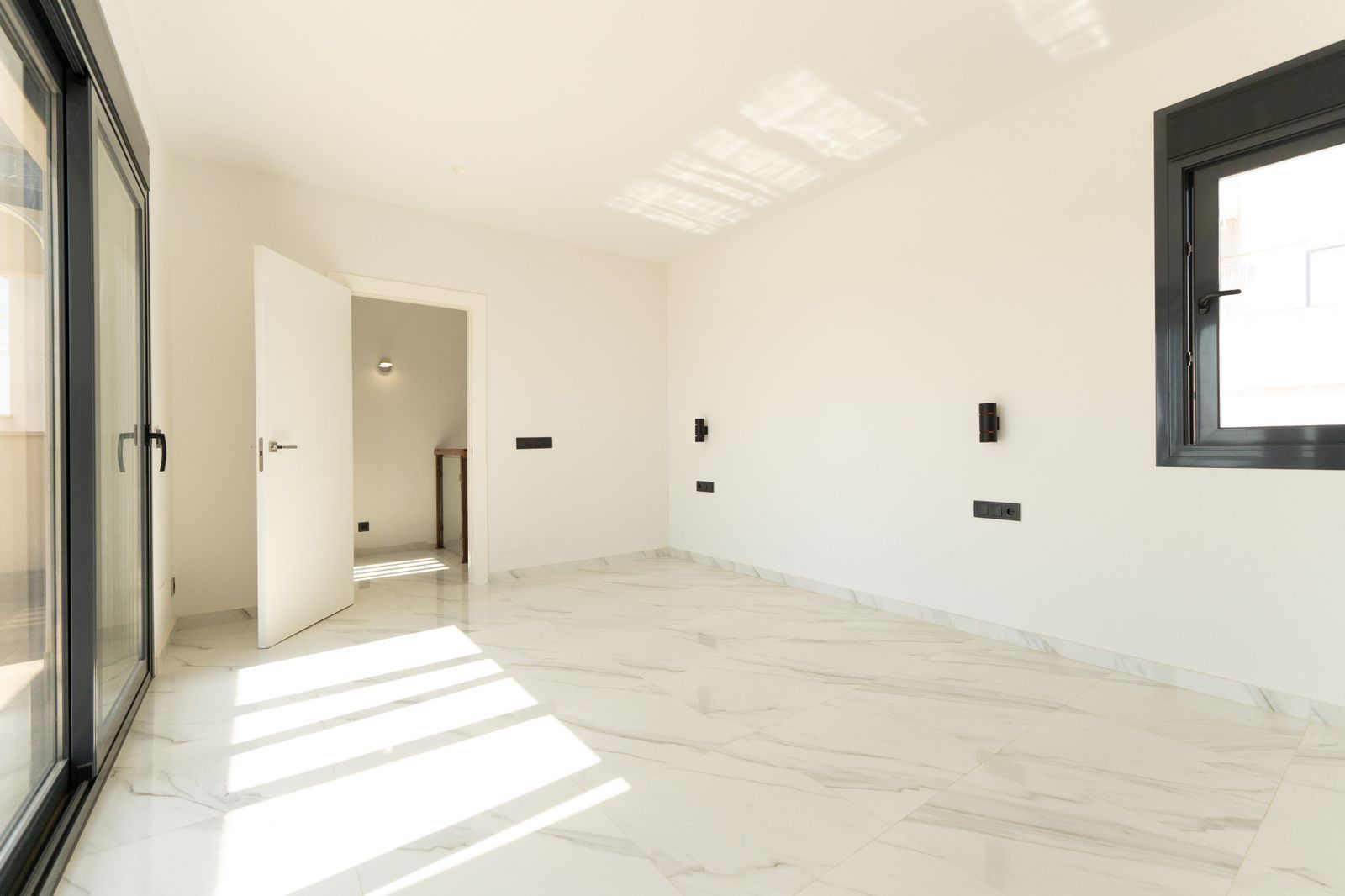 Villa en San Miguel de Salinas, Alicante, España 210 m2 No. 181674