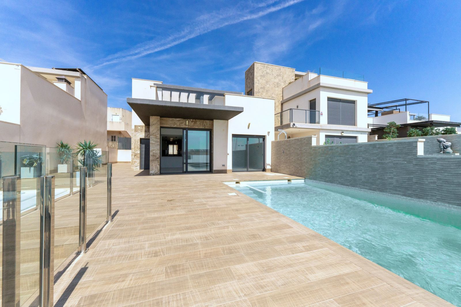 Villa en San Miguel de Salinas, Alicante, España 210 m2 No. 181674