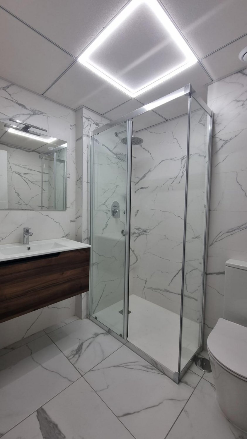 Apartamento en Torrevieja, Alicante, España 3 dormitorios, 108 m2 No. 109440