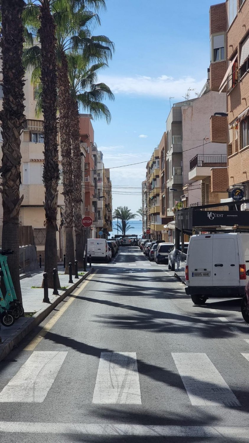 Apartamento en Torrevieja, Alicante, España 3 dormitorios, 108 m2 No. 109440