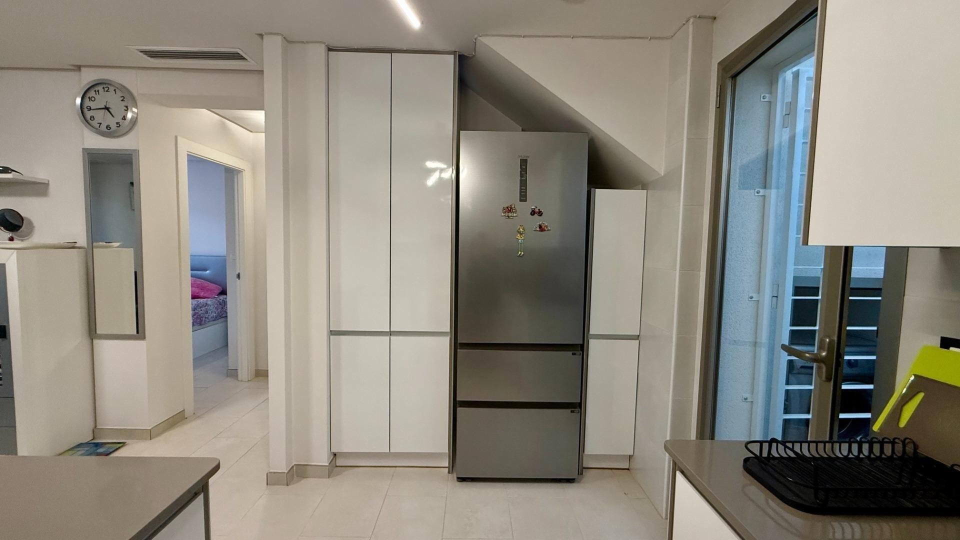 Apartamento en Torrevieja, Alicante, España 3 dormitorios, 99 m2 No. 144362
