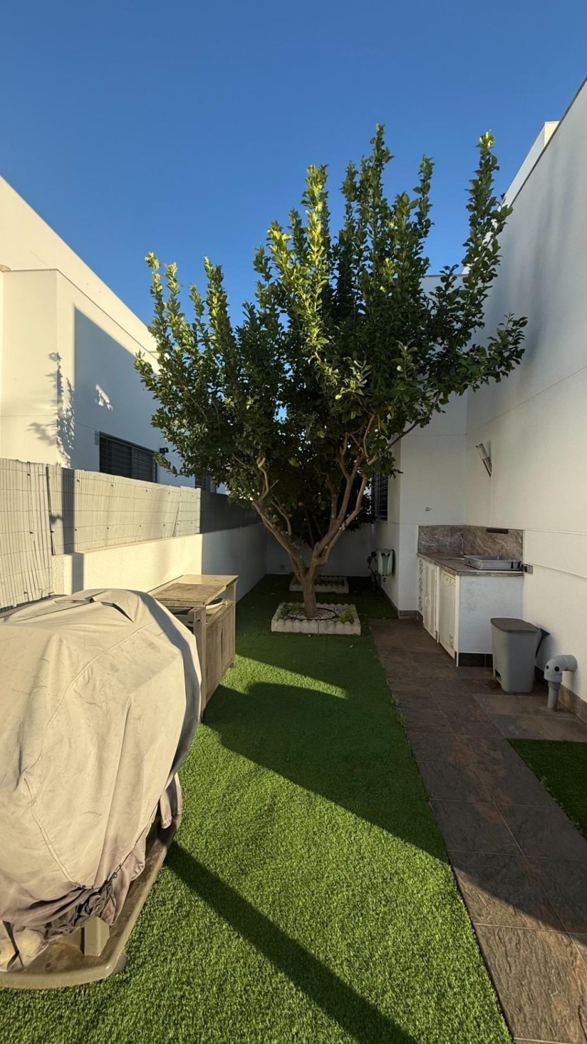 Apartamento en Torrevieja, Alicante, España 3 dormitorios, 99 m2 No. 144362