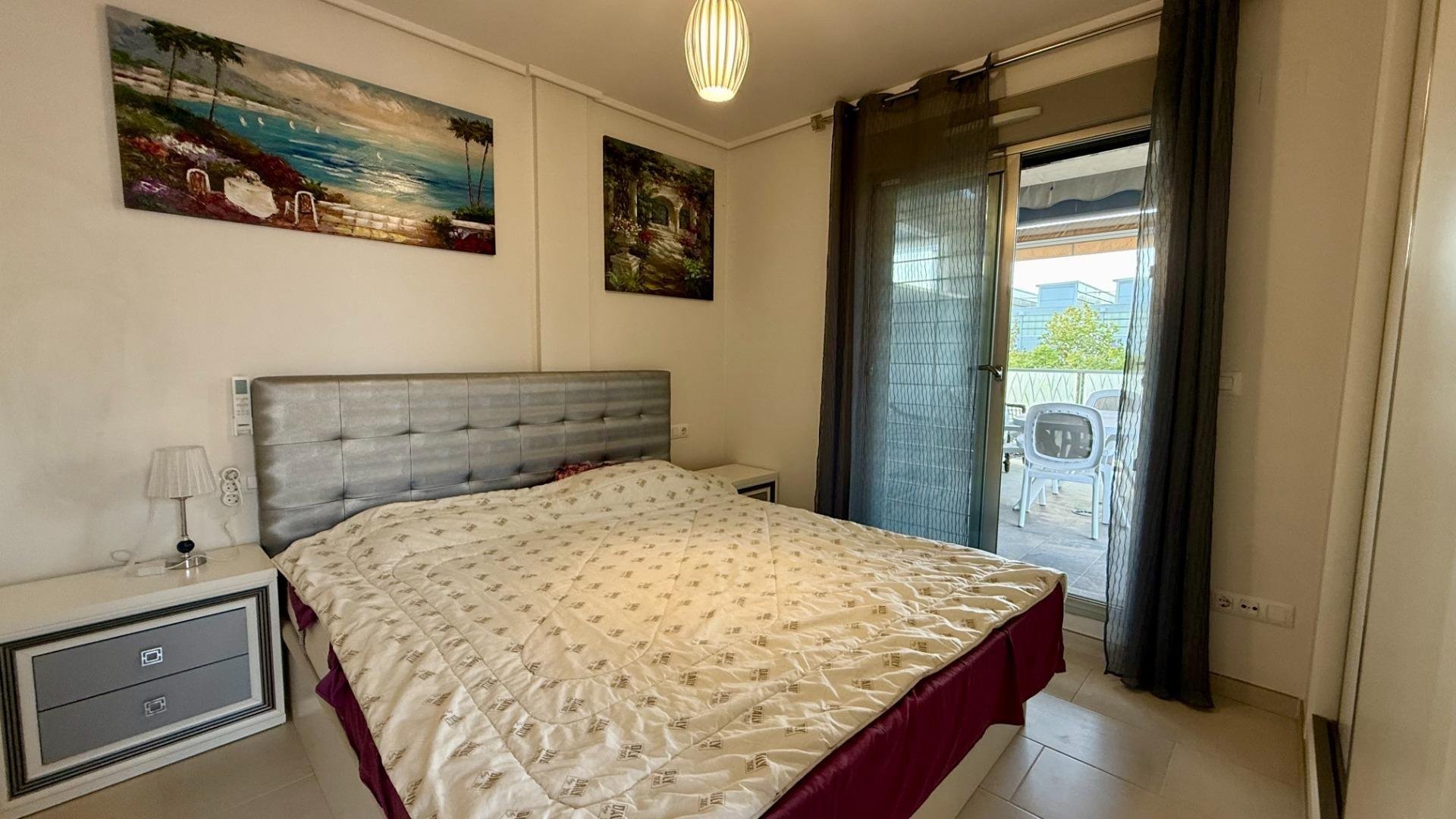Apartamento en Torrevieja, Alicante, España 3 dormitorios, 99 m2 No. 144362