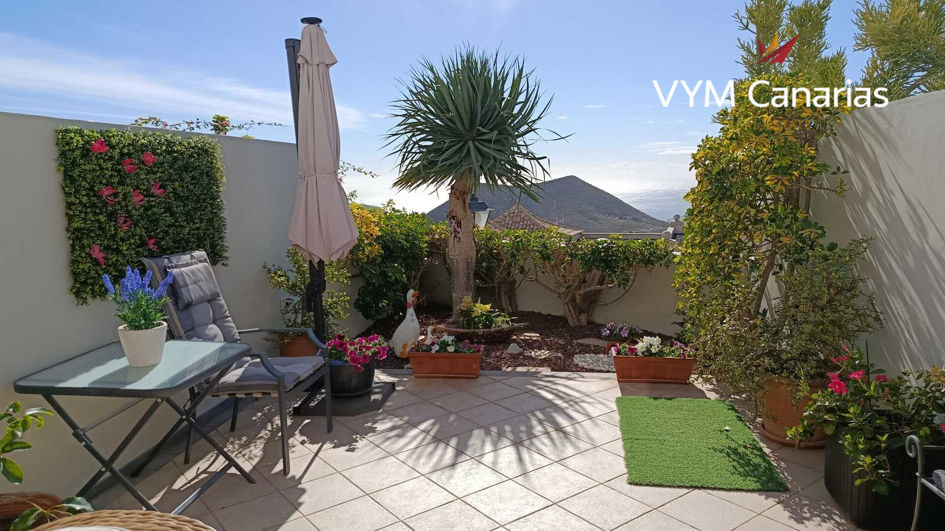 Townhouse in Chayofa, Tenerife, Spain 2 bedrooms, 150 sq.m. No. 164409