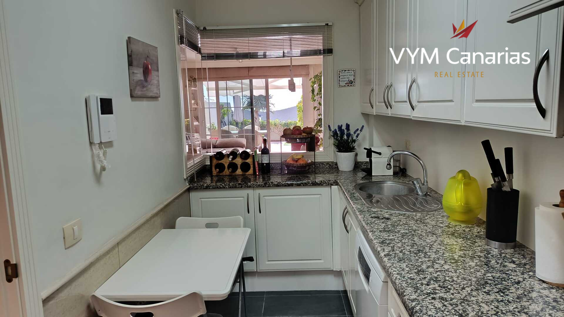 Townhouse in Chayofa, Tenerife, Spain 2 bedrooms, 150 sq.m. No. 164409