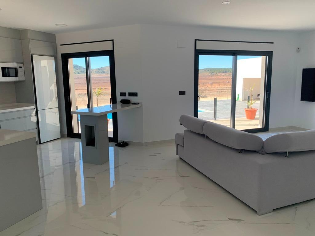 Villa en Pinoso, Alicante, España 4 dormitorios, 180 m2 No. 170566