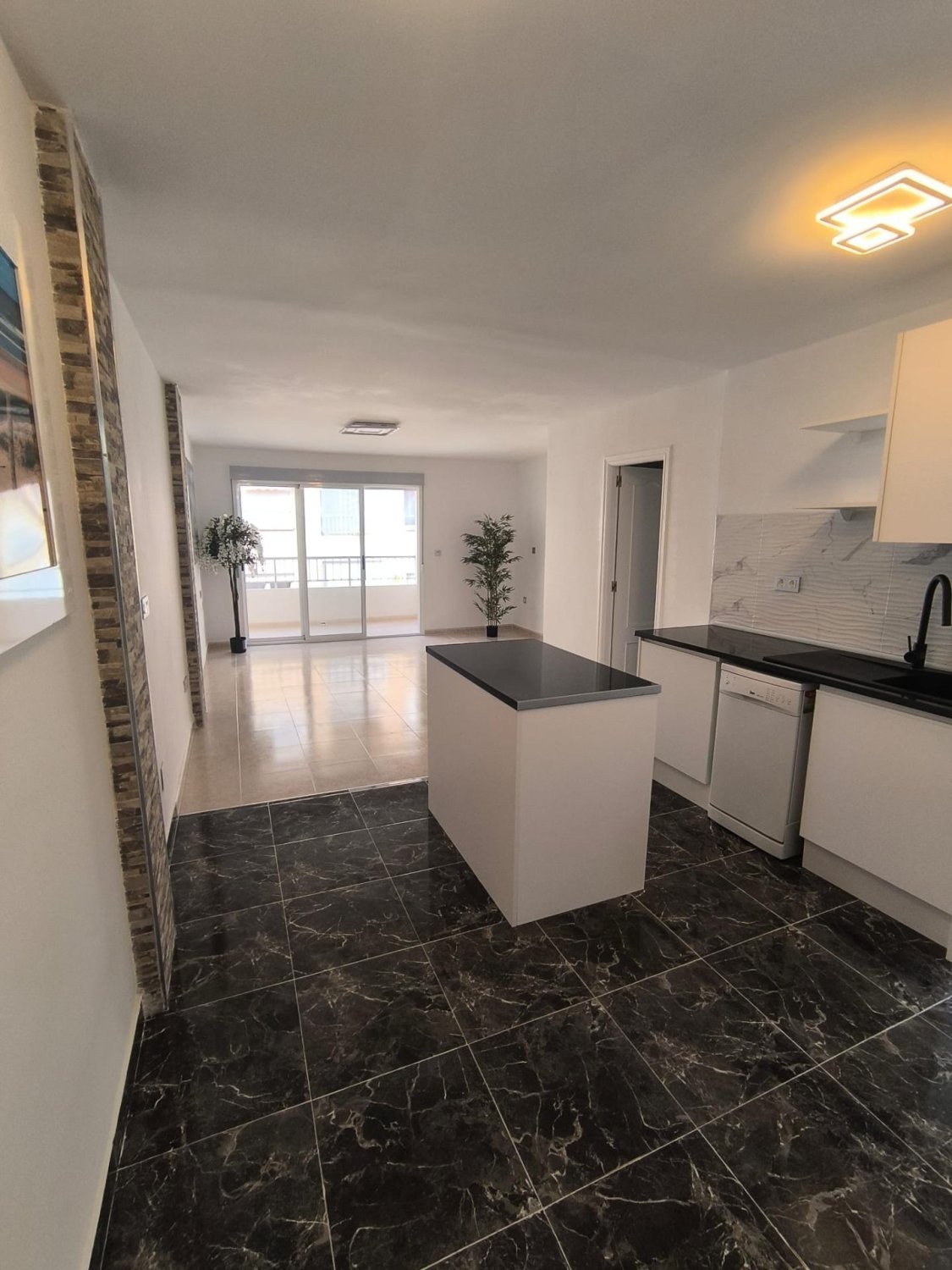 Lägenhet i Torrevieja, Alicante, Spanien 3 sovrum, 118 kvm. Nr. 137646
