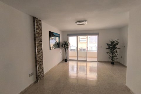 Huoneisto Torrevieja, Alicante, Espanja 3 makuuhuonetta, 118 m2 No. 137646