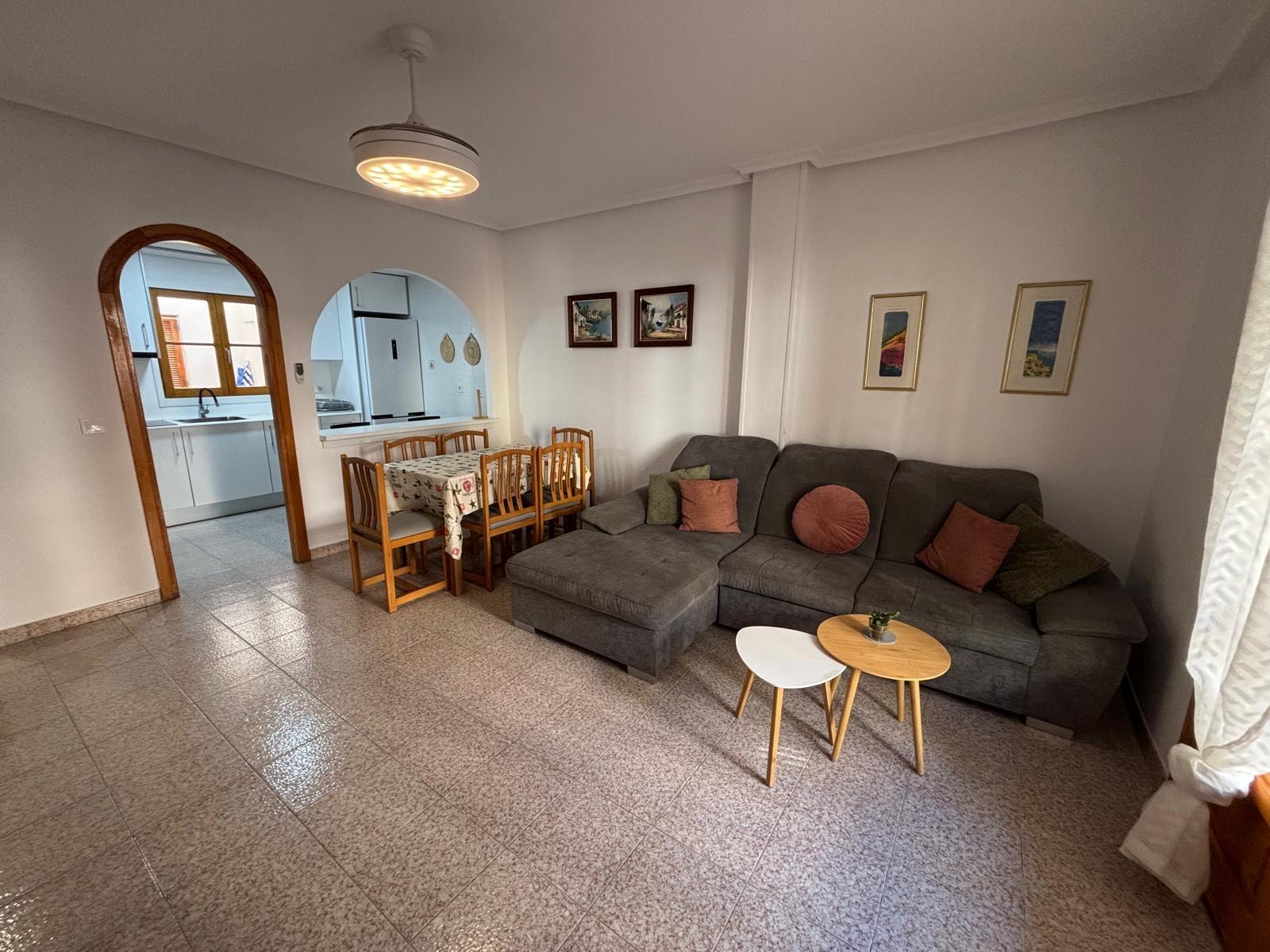 Apartment à Torrevieja, Alicante, Espagne 1 chambre, 76.01 m2 No. 178265