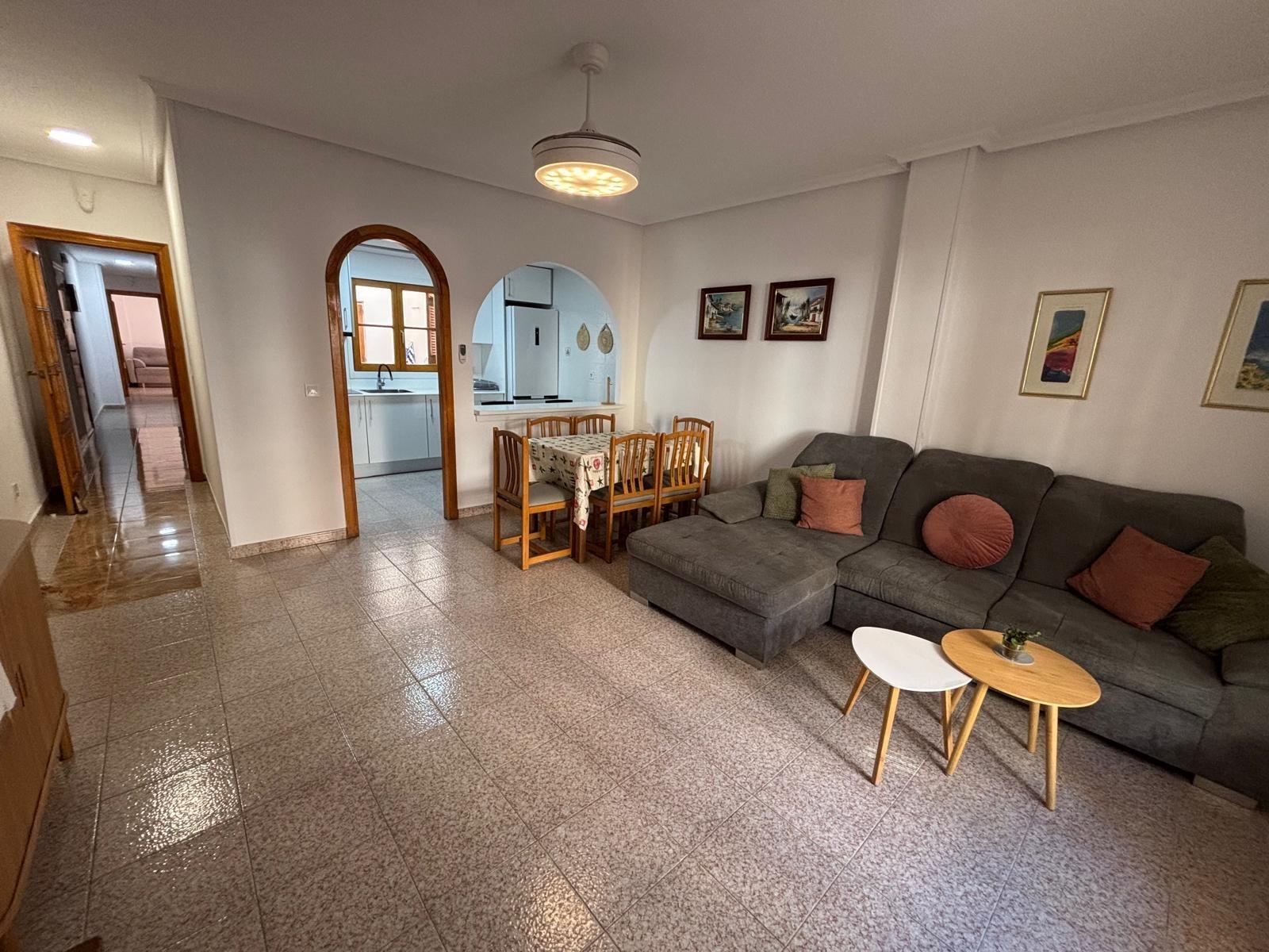 Apartment à Torrevieja, Alicante, Espagne 1 chambre, 76.01 m2 No. 178265