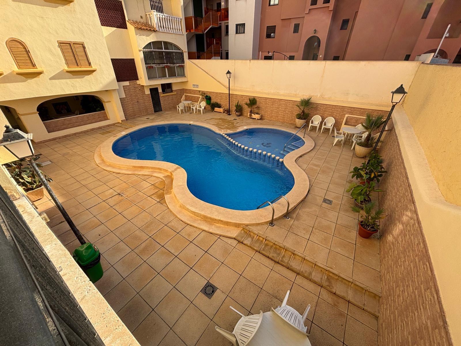 Apartment à Torrevieja, Alicante, Espagne 1 chambre, 76.01 m2 No. 178265