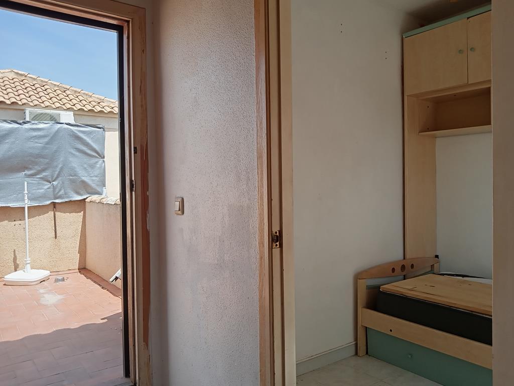 Townhouse à Torrevieja, Alicante, Espagne 3 chambres, 74 m2 No. 189470