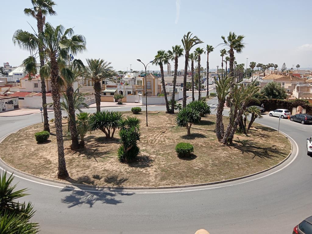 Townhouse à Torrevieja, Alicante, Espagne 3 chambres, 74 m2 No. 189470