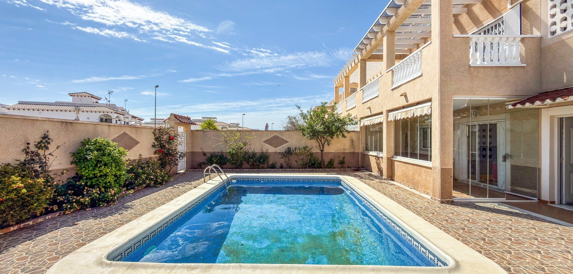 Apartamento en Alicante, España 3 dormitorios, 102 m2 No. 189471