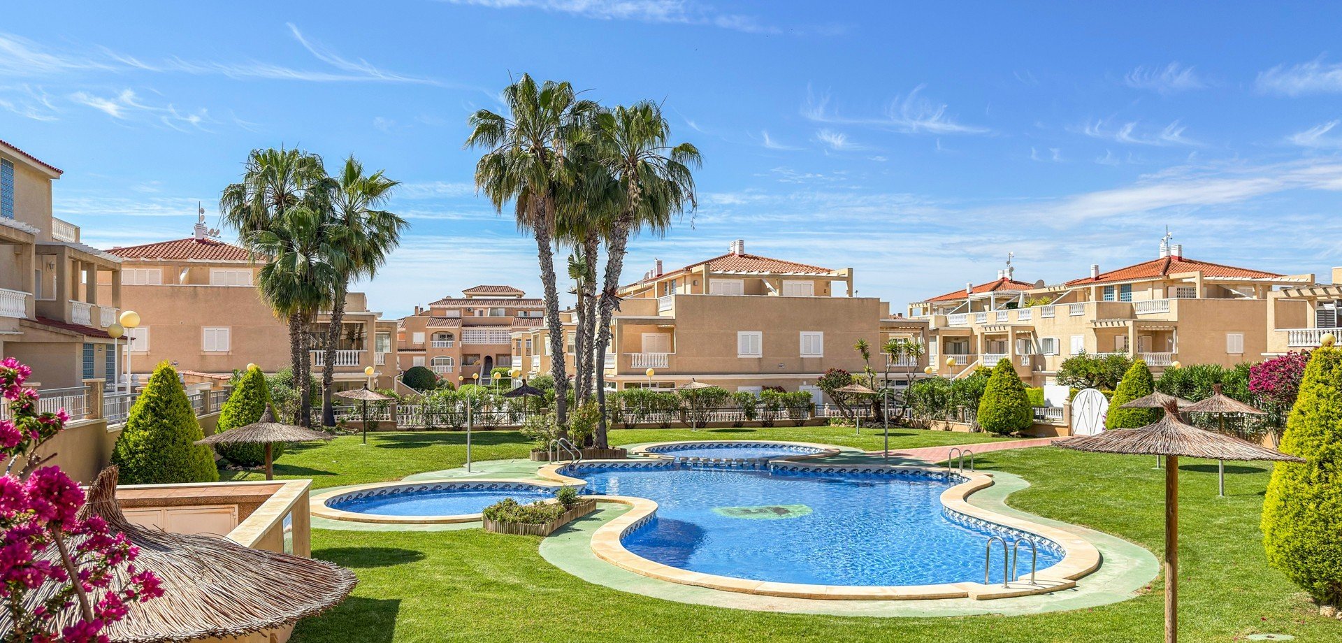 Apartamento en Alicante, España 3 dormitorios, 102 m2 No. 189471