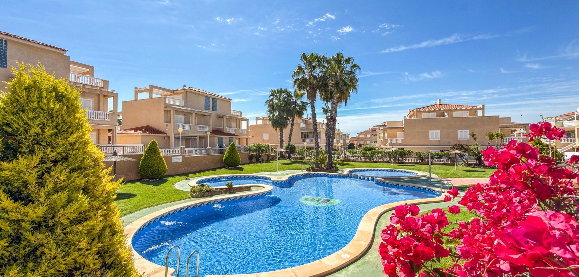 Apartamento en Alicante, España 3 dormitorios, 102 m2 No. 189471