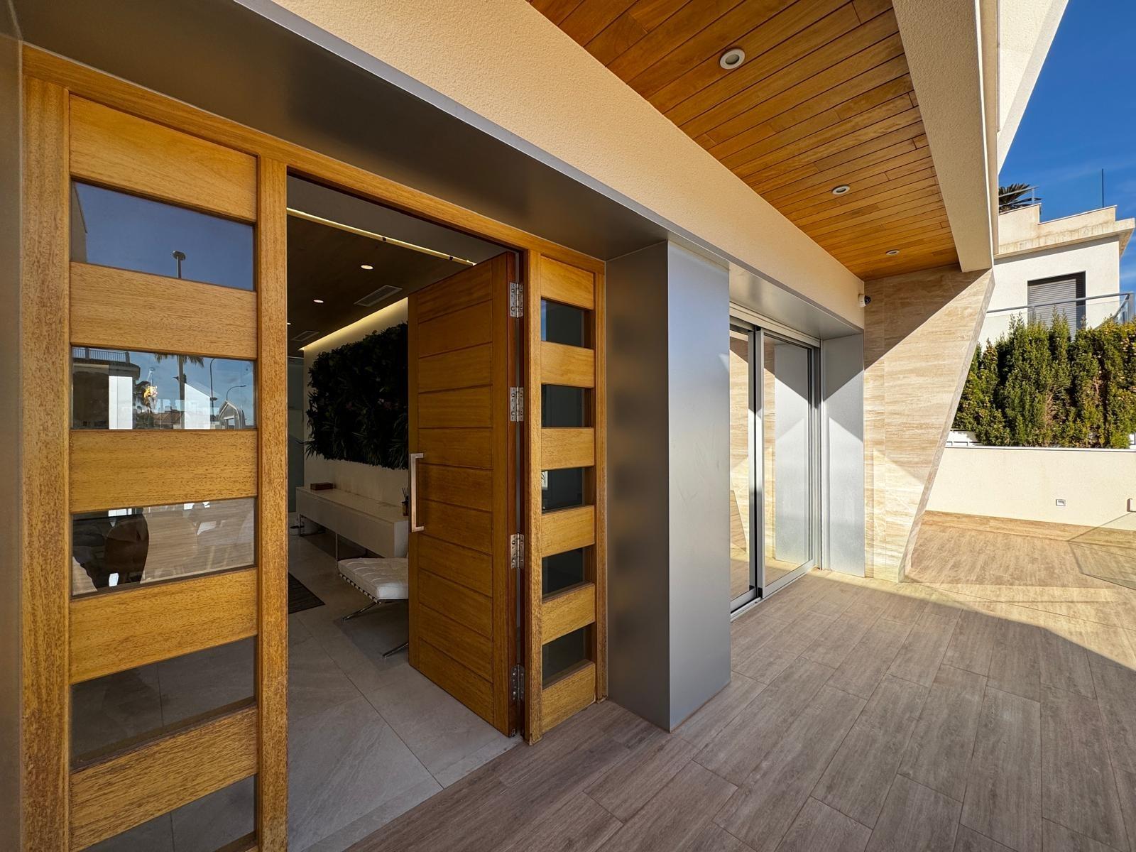 Villa à Dehesa De Campoamor, Alicante, Espagne 4 chambres, 349 m2 No. 195262