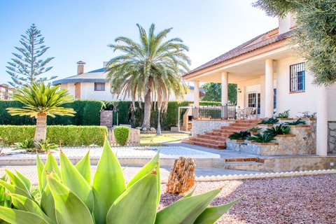 Huvila Pilar de la Horadada, Alicante, Espanja 4 makuuhuonetta, 288 m2 No. 144741