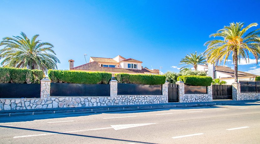 Villa Pilar de la Horadada, Alicante, Spānijā 4 istabas, 288 m2 Nr. 144741