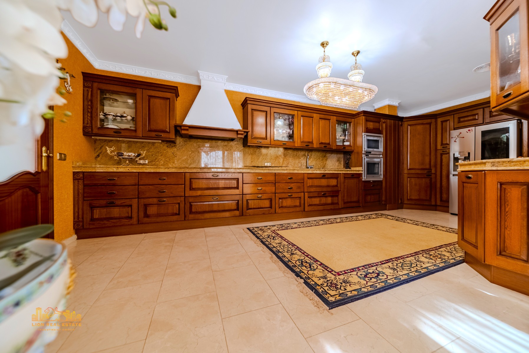 Villa in Altea, Alicante, Spain 5 bedrooms, 800 sq.m. No. 136743