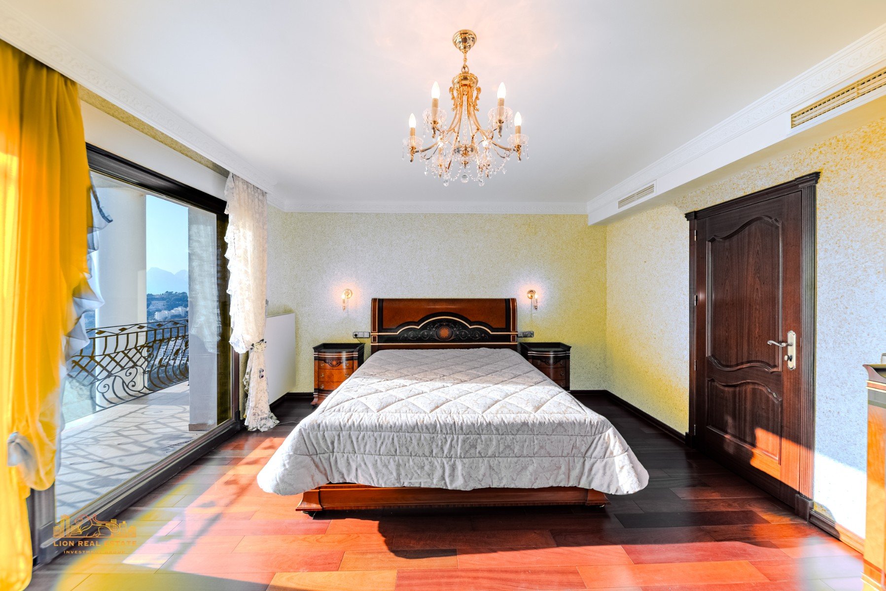 Villa in Altea, Alicante, Spain 5 bedrooms, 800 sq.m. No. 136743