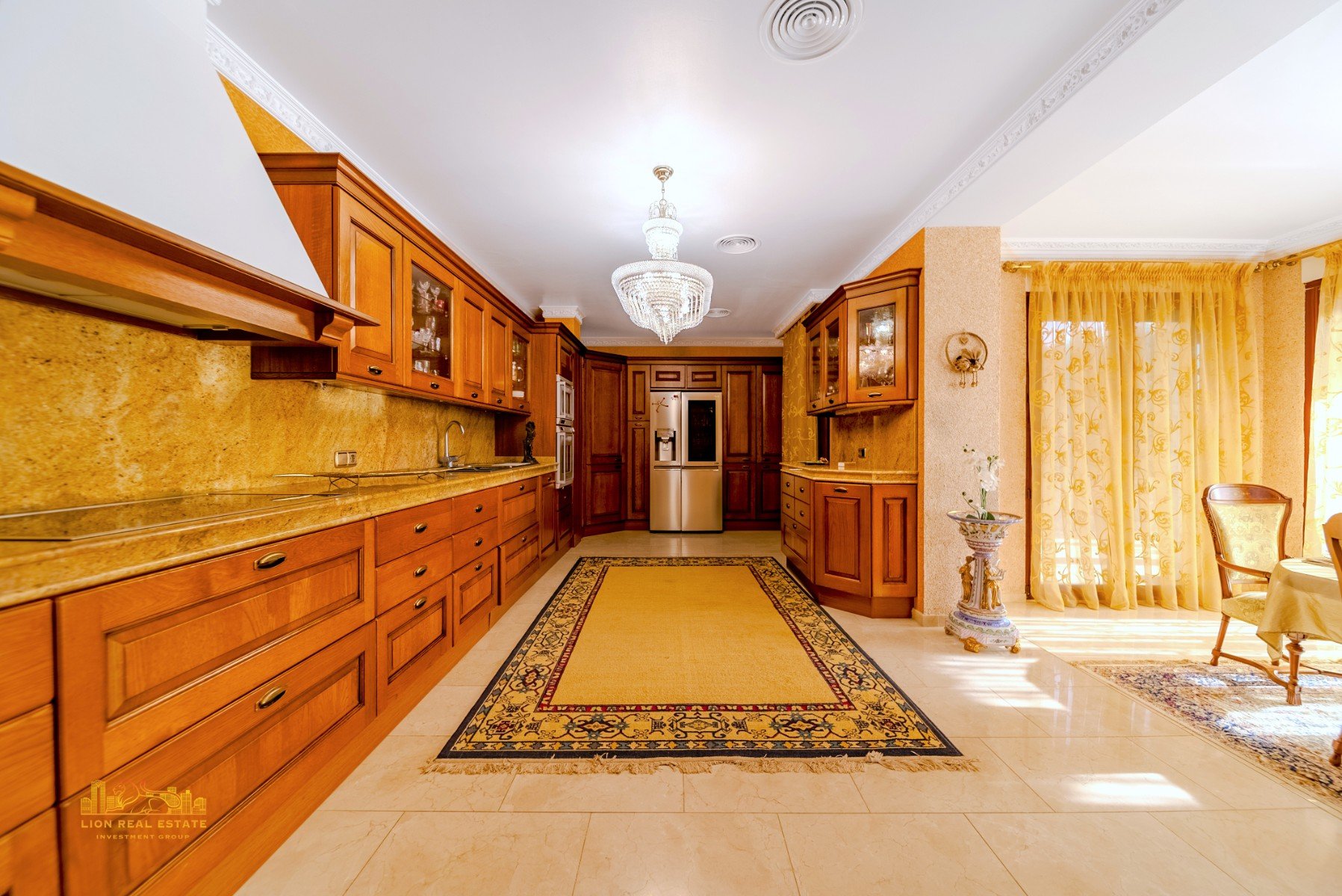 Villa in Altea, Alicante, Spain 5 bedrooms, 800 sq.m. No. 136743