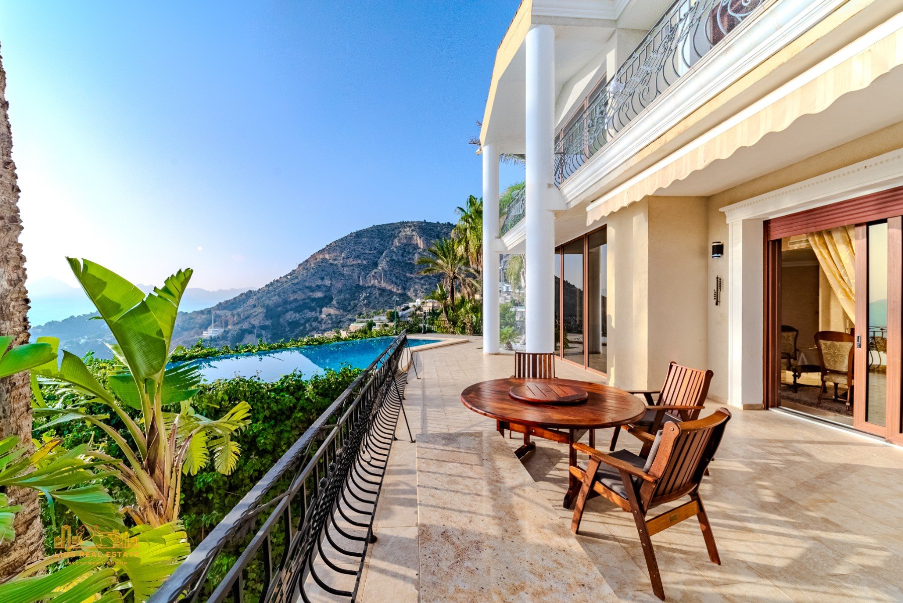 Villa in Altea, Alicante, Spain 5 bedrooms, 800 sq.m. No. 136743
