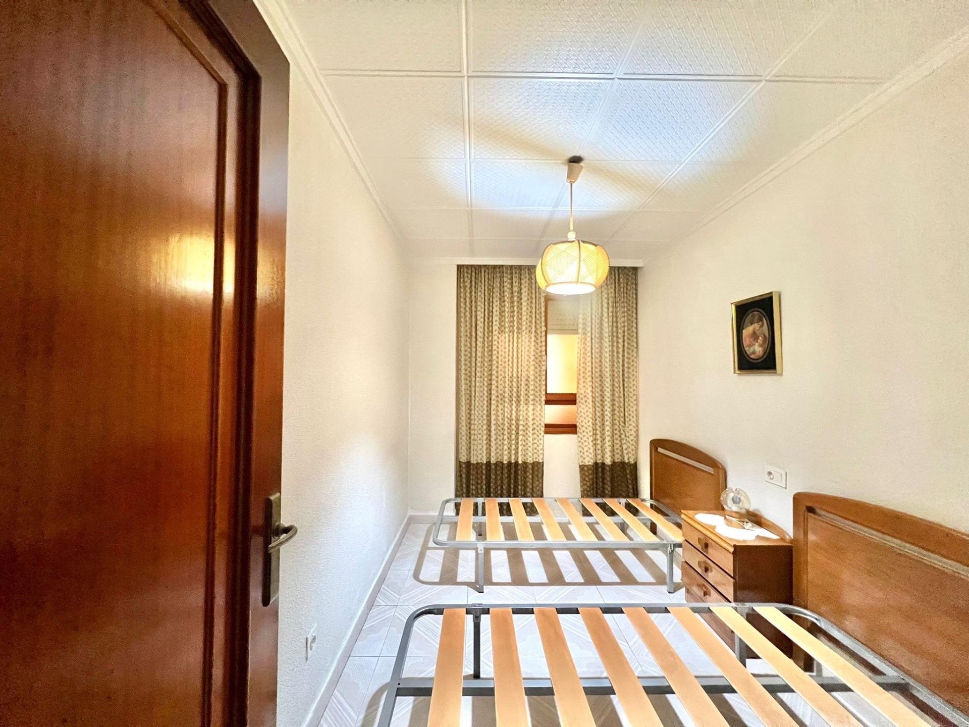 Appartamento a Torrevieja, Alicante, Spagna 3 camere da letto, 90 mq. N° 166014