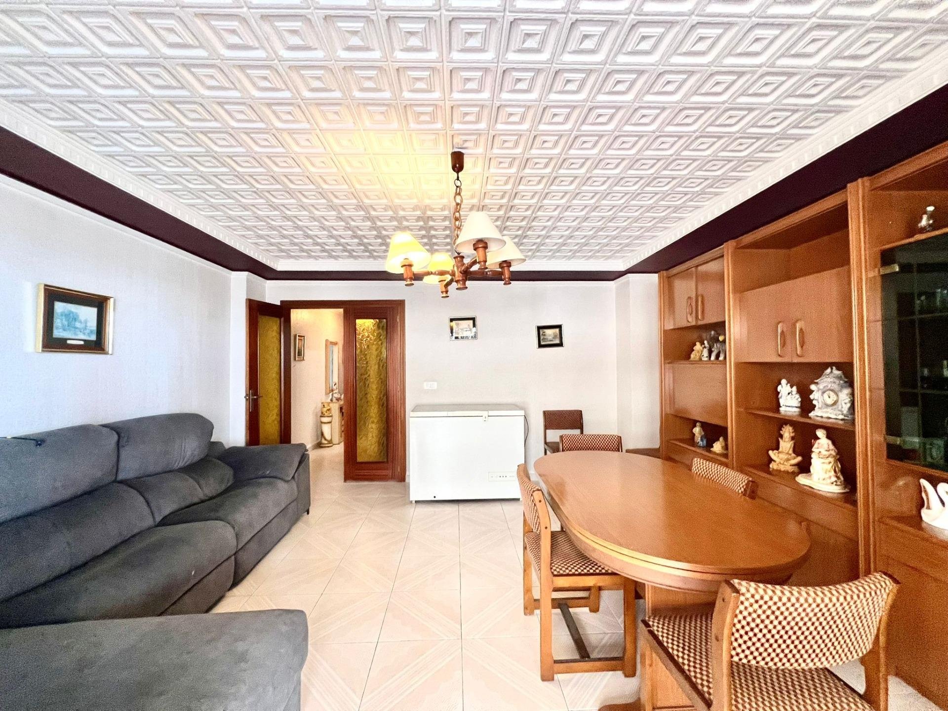Appartamento a Torrevieja, Alicante, Spagna 3 camere da letto, 90 mq. N° 166014