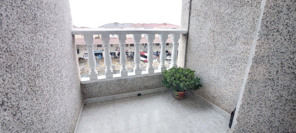 Apartment in Torrevieja, Alicante, Spain 2 bedrooms, 61 sq.m. No. 183592