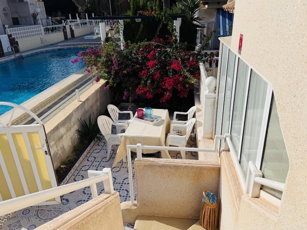 Apartamento en Punta Prima, Alicante, España 2 dormitorios, 64 m2 No. 183596
