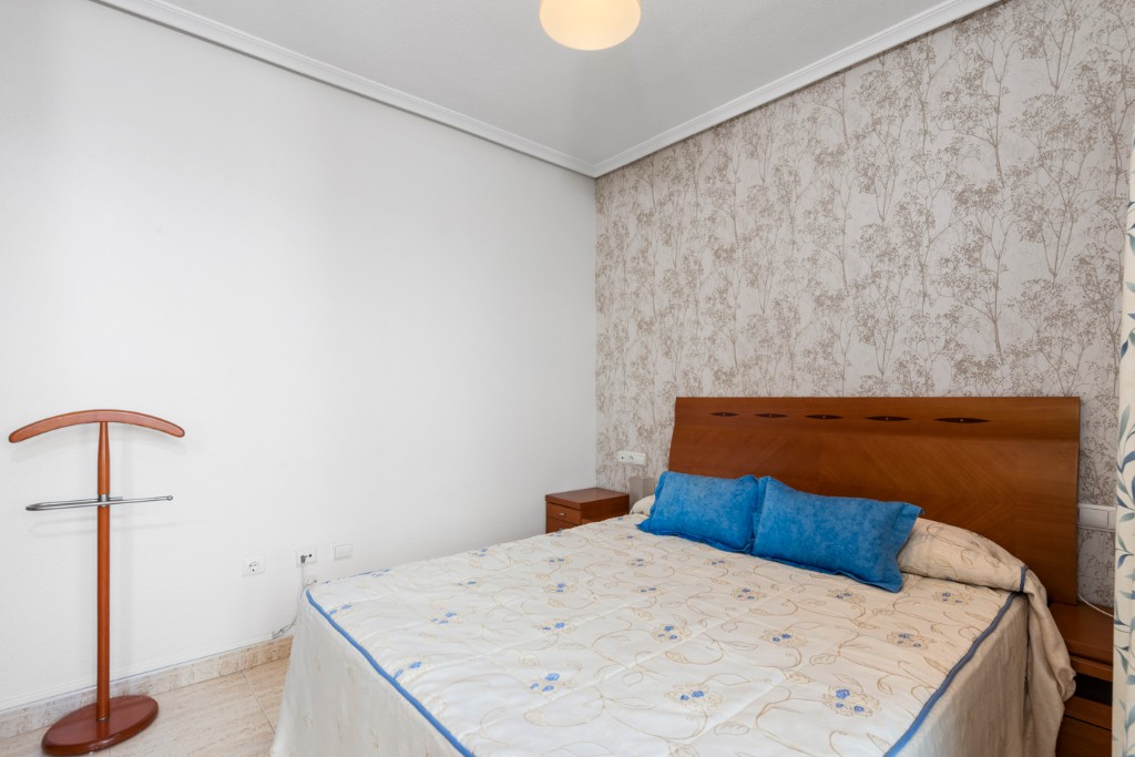 Apartamento en Guardamar del Segura, Alicante, España 2 dormitorios, 77 m2 No. 183590