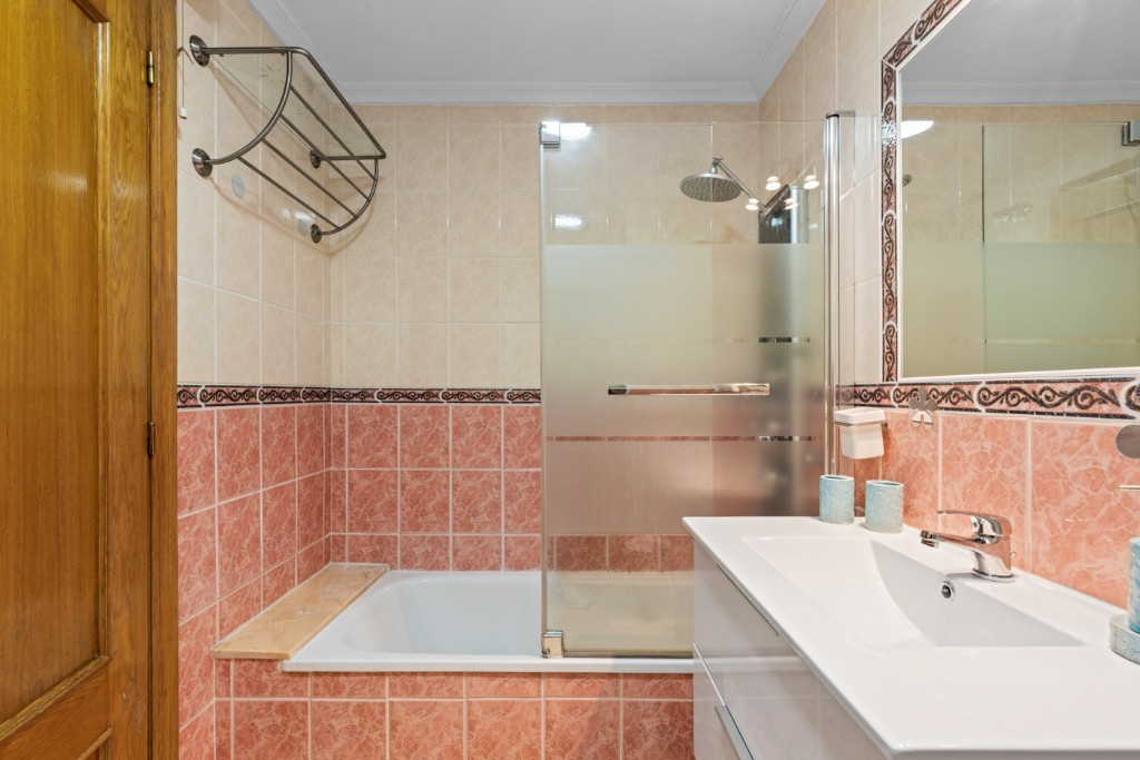 Apartamento en Guardamar del Segura, Alicante, España 2 dormitorios, 77 m2 No. 183590